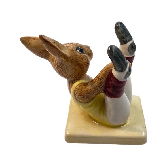Vintage Royal Doulton Aerobic Bunnykins Figurine 1984 - Picture 3 of 5